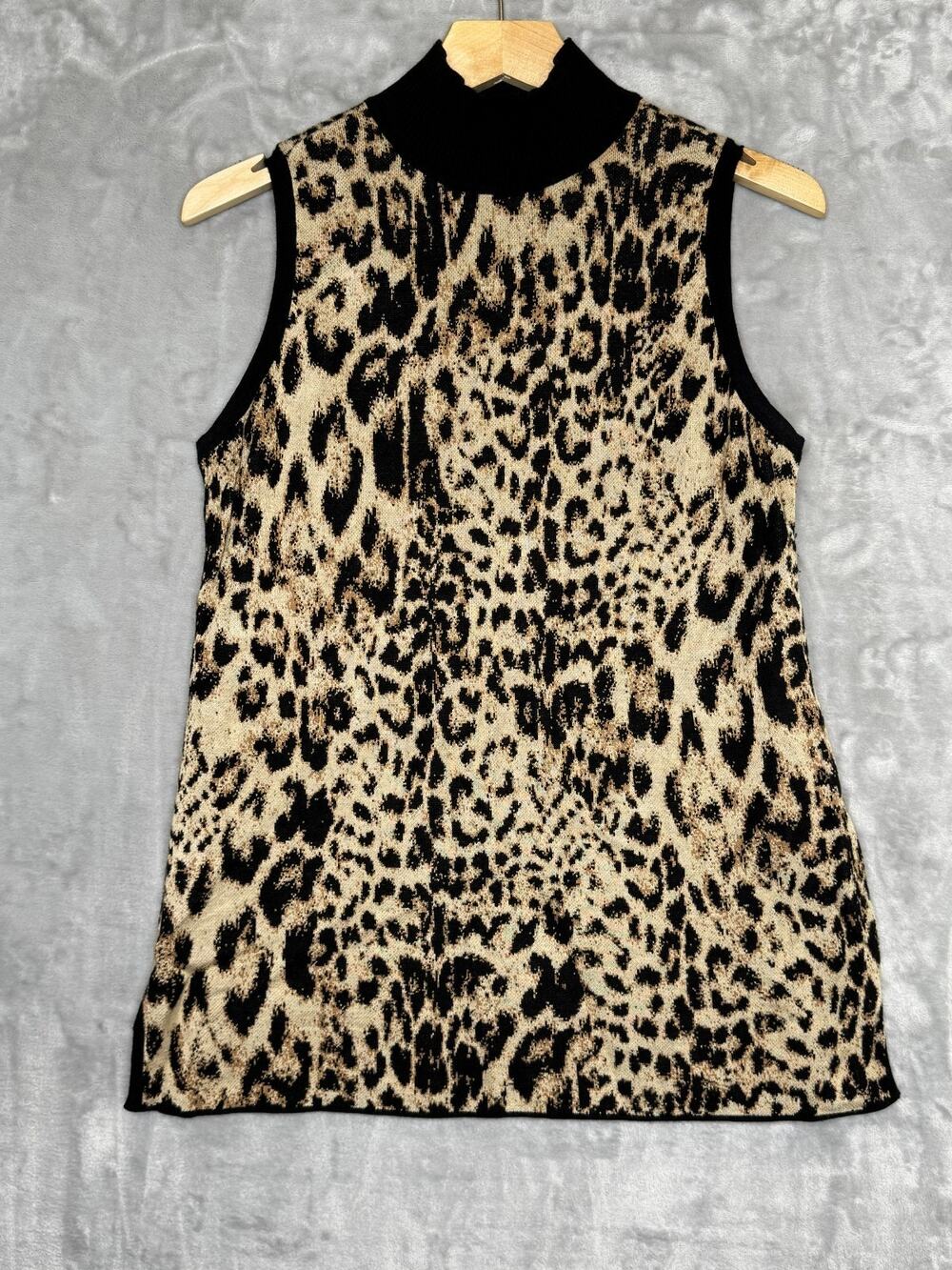 Chicos Sweater Womens Medium Leopard Print Mock Neck Sleeveless Cashmere Collar
